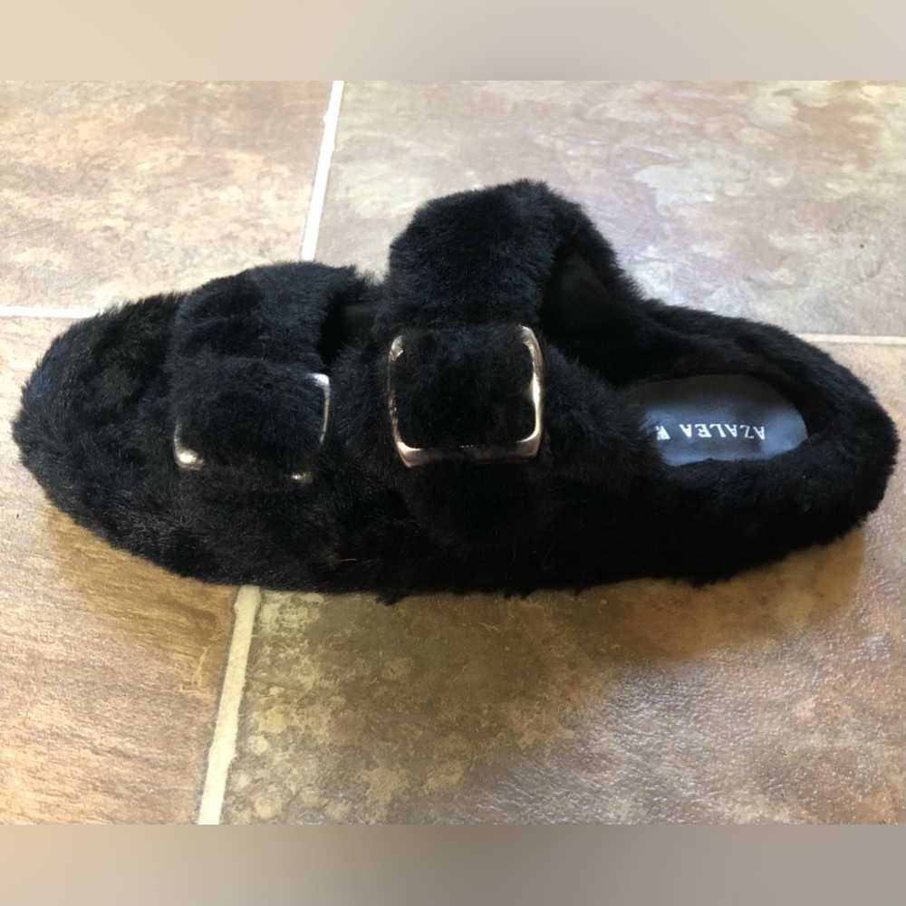 Azalea Wang Fury Slides Size: 7.0 - image 4